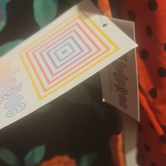 NWT tunic - Picture 3 of 5